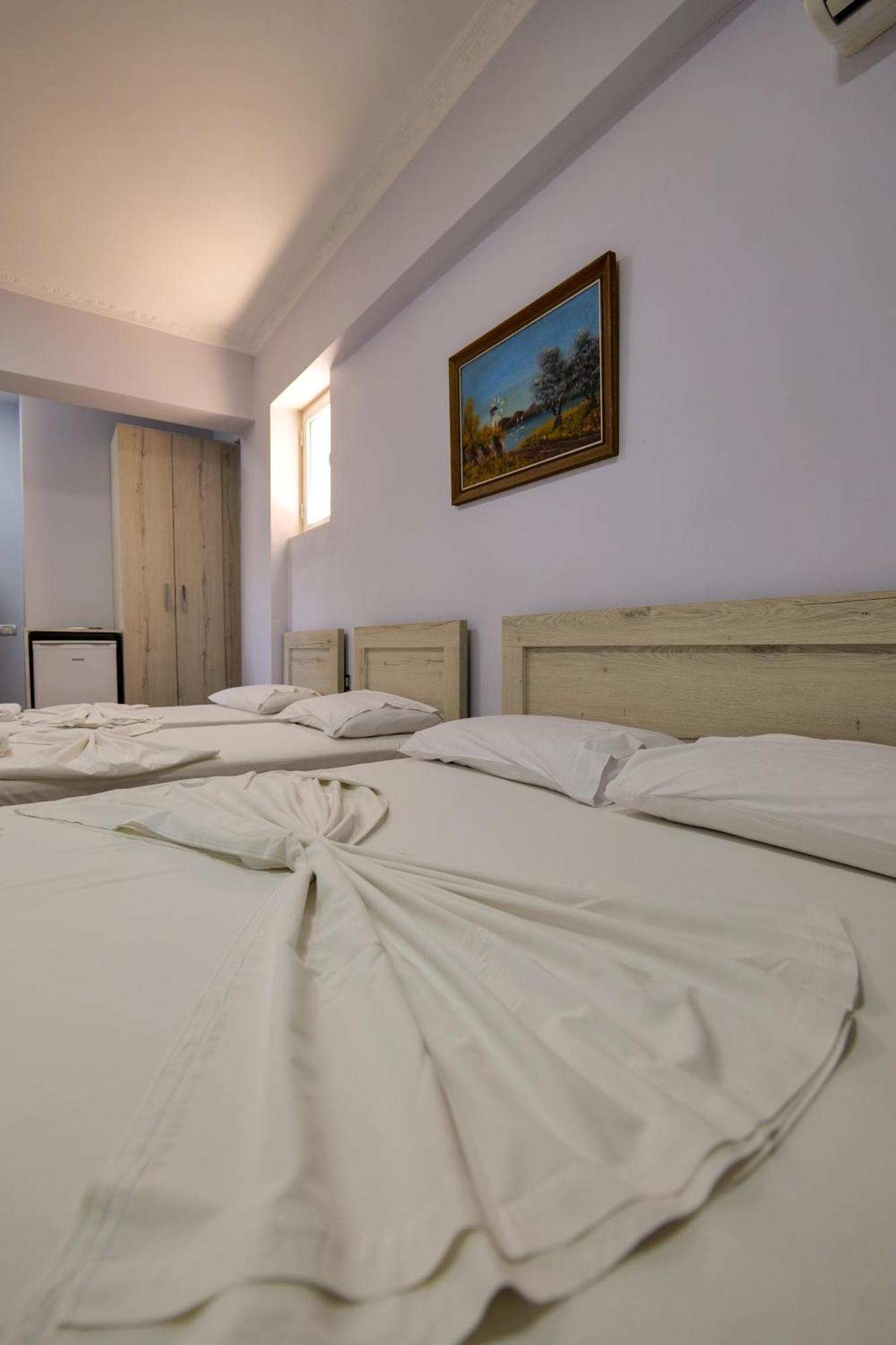 Hotel Billy Himare Buitenkant foto