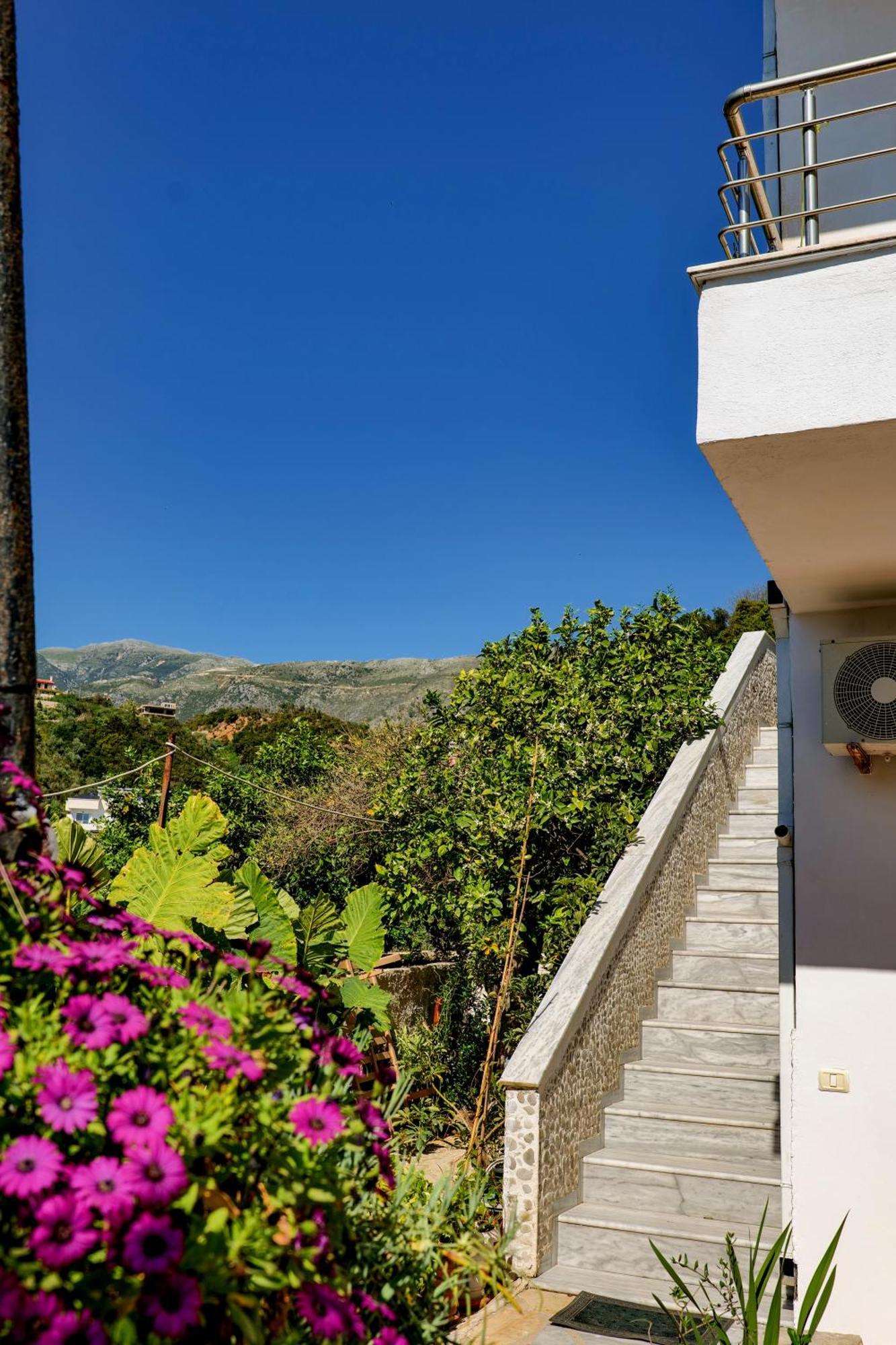 Hotel Billy Himare Buitenkant foto