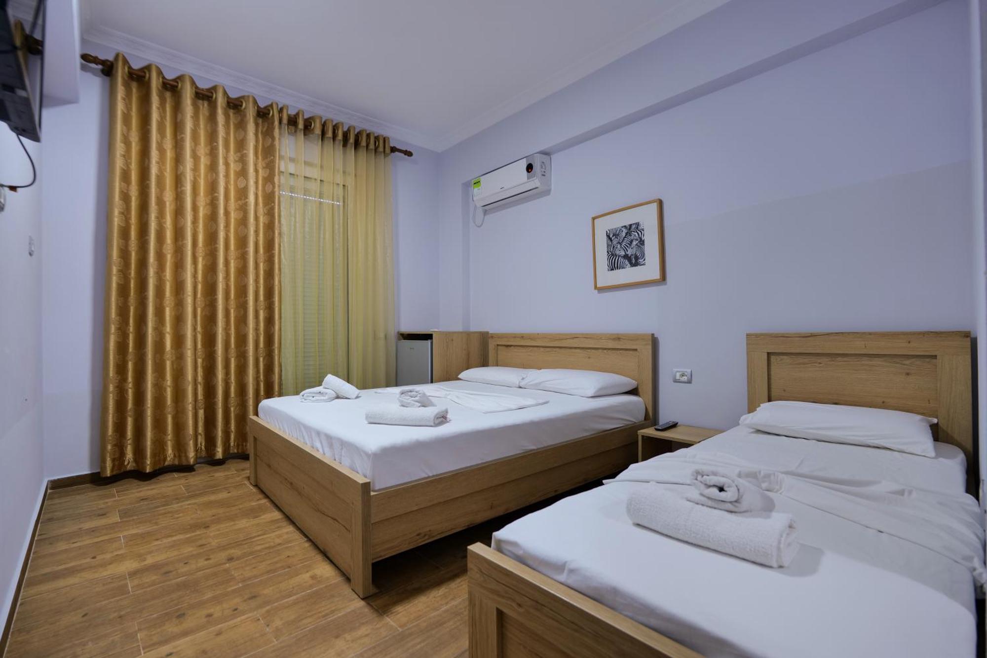 Hotel Billy Himare Buitenkant foto