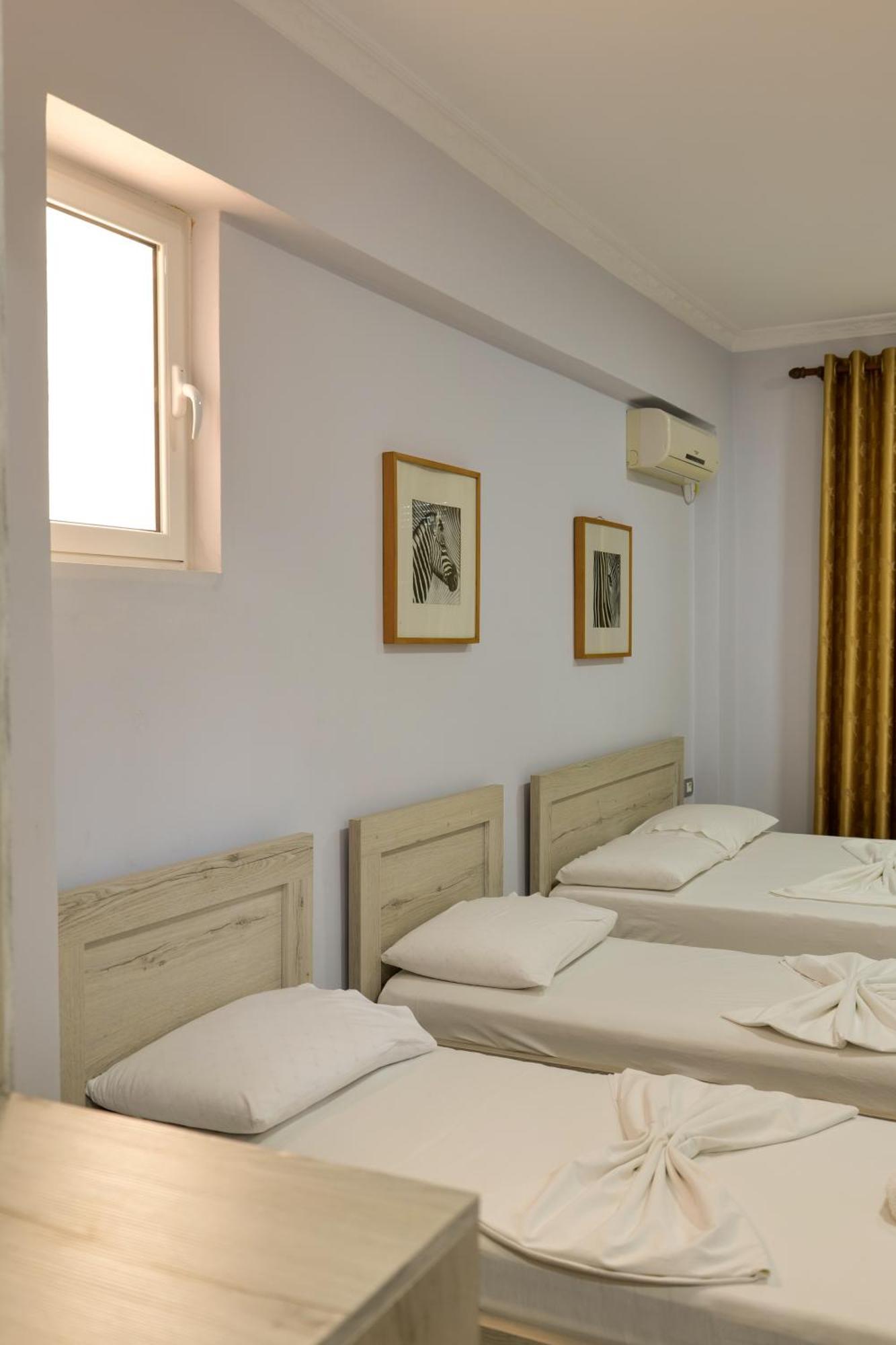Hotel Billy Himare Buitenkant foto